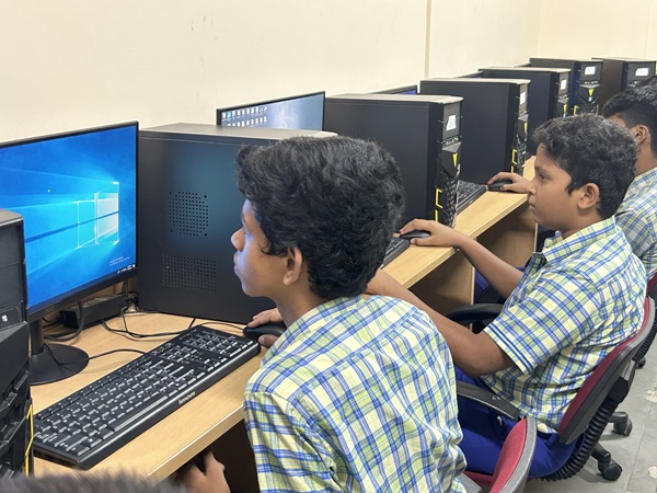 AVM-Facilities-Grid-Computer Lab